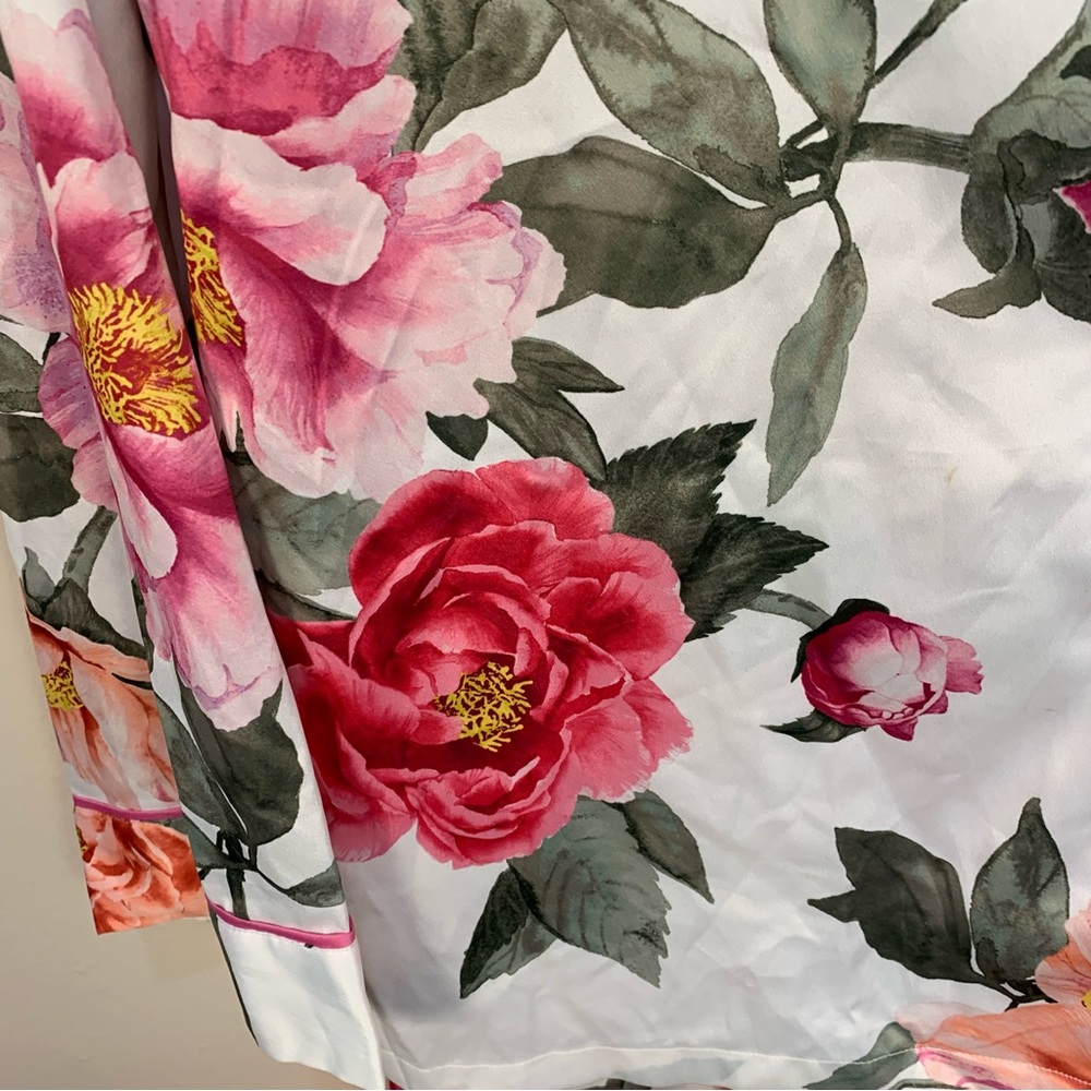 Victoria Secret Floral Satin 2 Set Pajama Top Pants - Picture 7 of 15